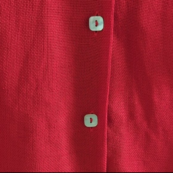 DONNA RICCO | Women's Red Button Up Collard Short Sleeved Semi Sheer Top - Picture 2 of 5